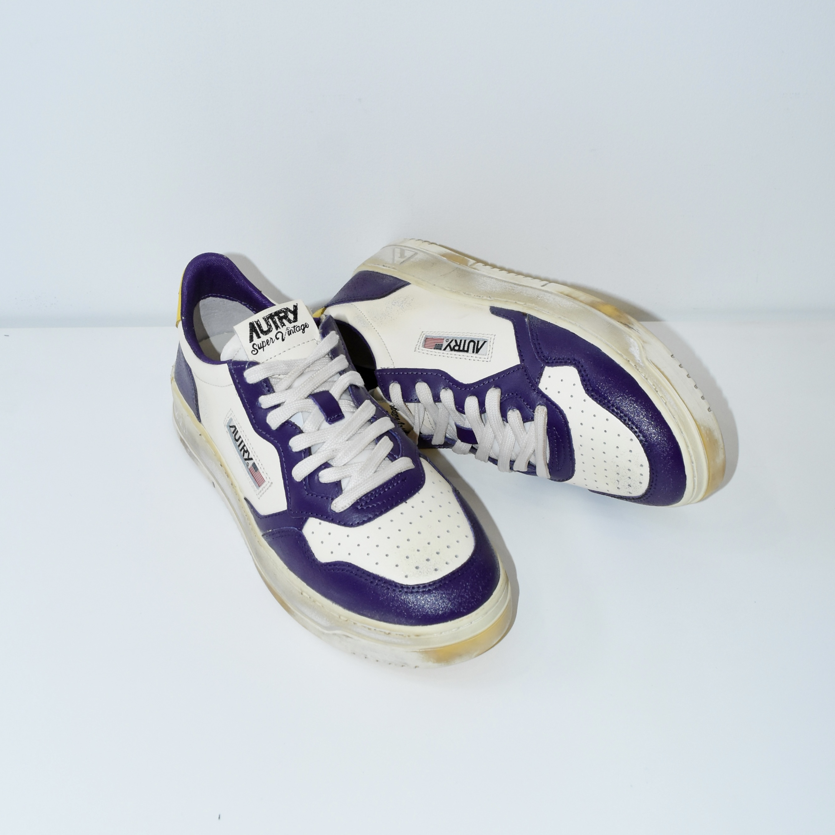 AUTRY MEDALIST LOW SUPER VINTAGE WHITE PURPLE[SAVLMBC]