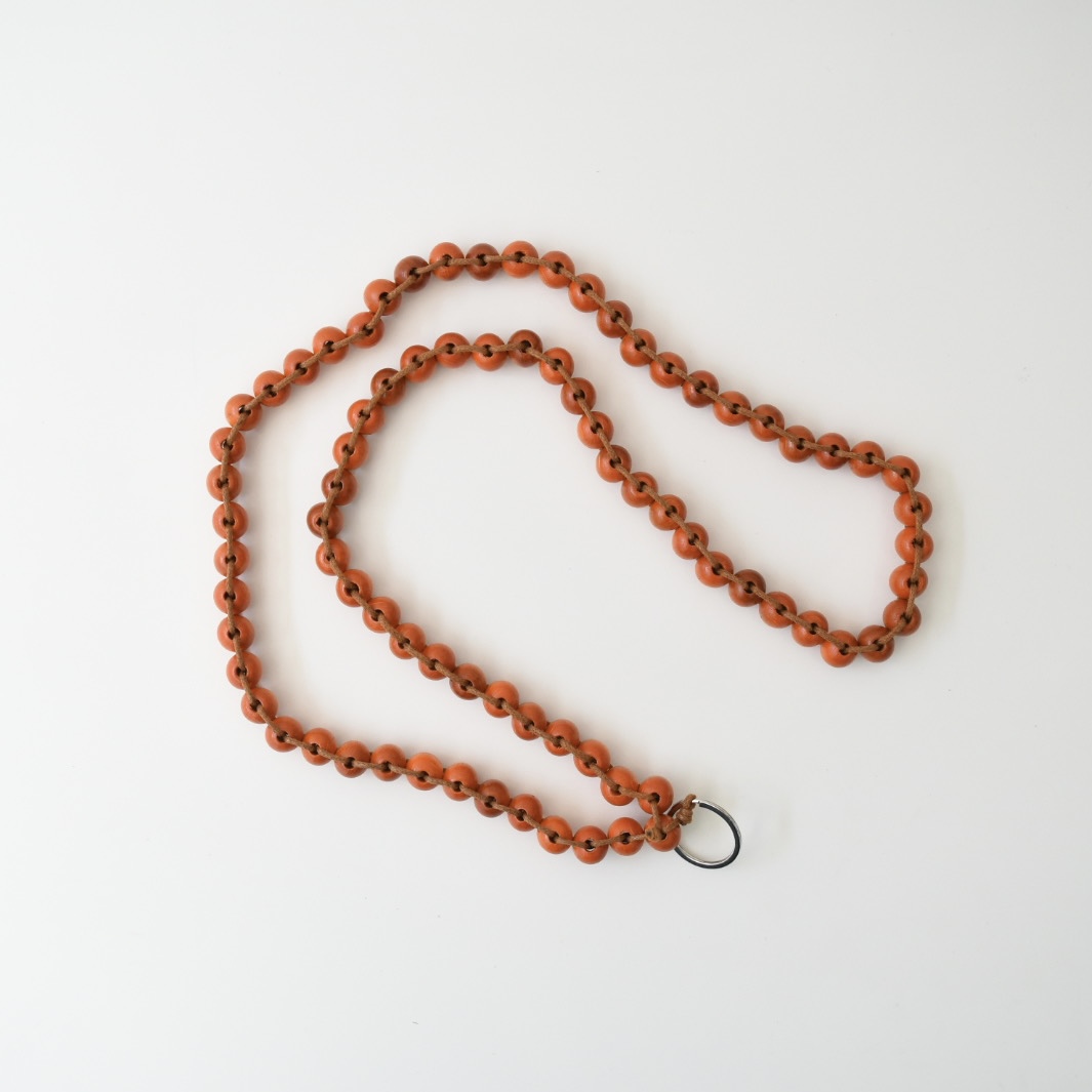 CMMN SWDN WOOD BEAD KEY [Orange]