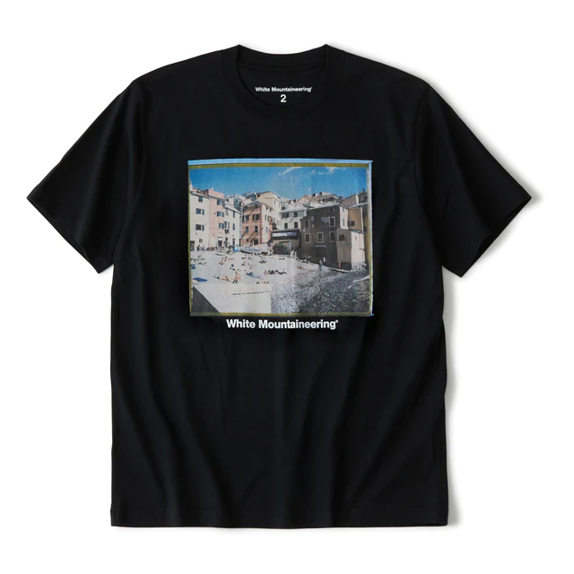 White Mountaineering "GENOVA" PHOTO T-SHIRT BLACK[WM2471526]