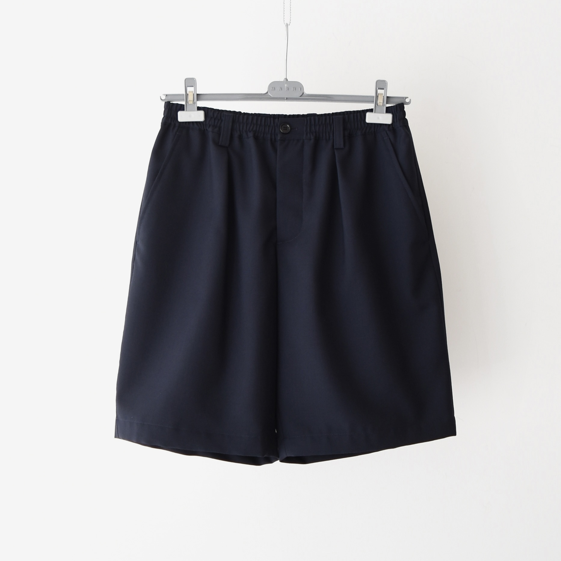 MARNI ドローストリング付き トロピカルウール ハーフパンツ ネイビー[PUMU0049U3]